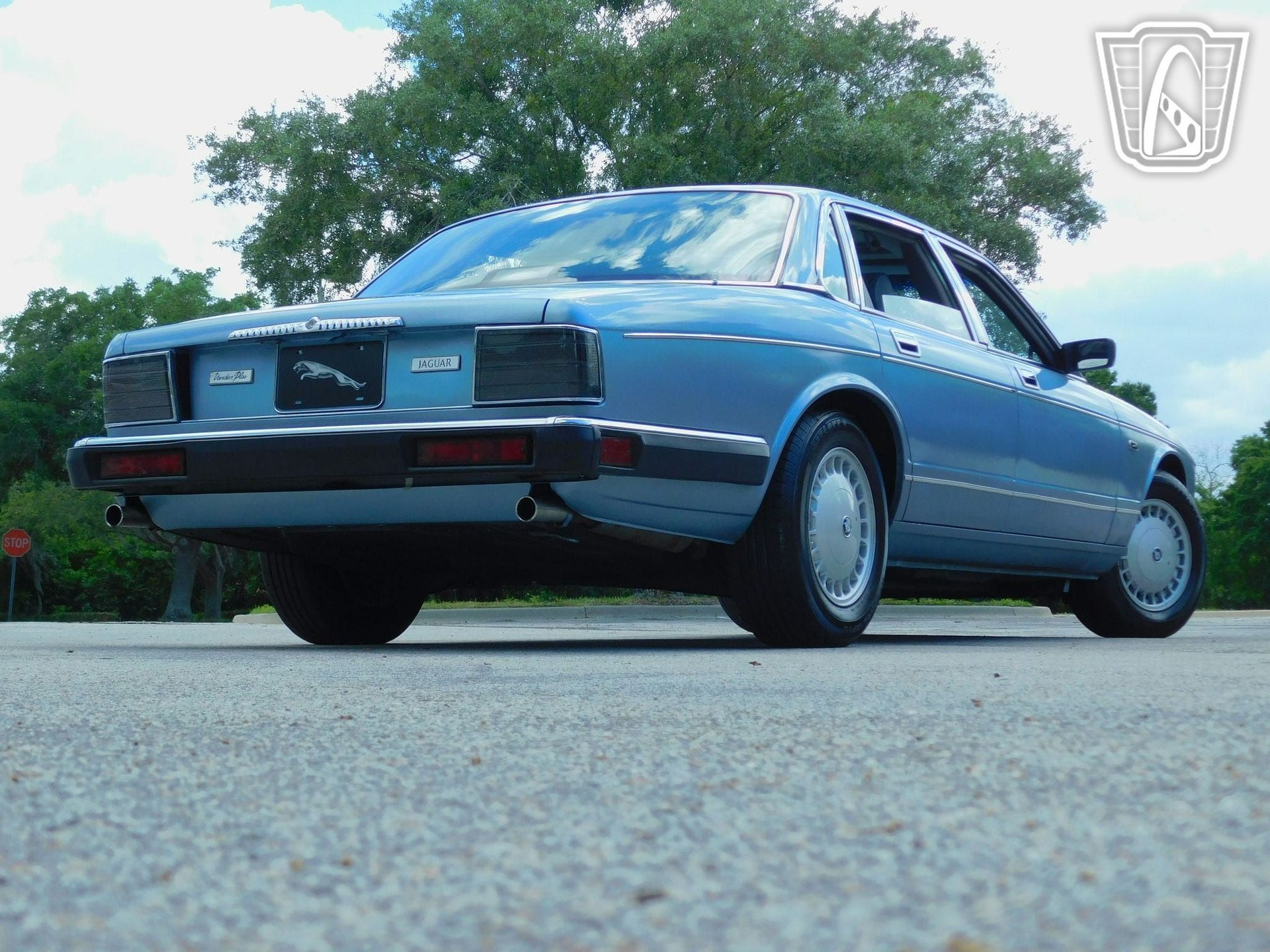 Used 1991 Jaguar XJ Vanden Plas RWD image 13