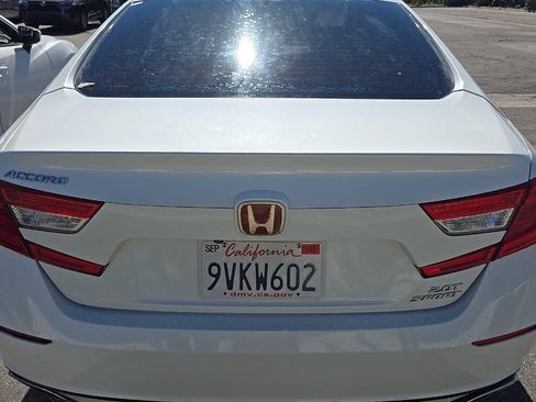 Used 2019 Honda Accord Sport image 2