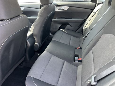 Used 2024 Kia Forte LXS FWD image 14