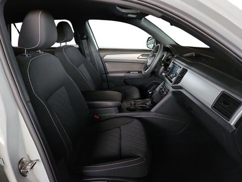 Used 2021 Volkswagen Atlas Cross Sport S image 23