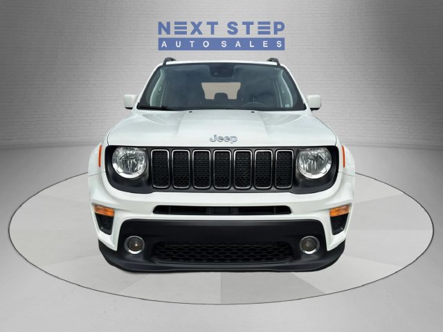 Used 2021 Jeep Renegade Latitude AWD/4WD image 2