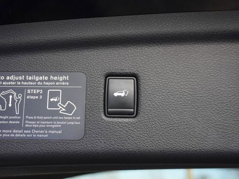 Used 2022 INFINITI QX50 Essential w/ Cargo Package image 22