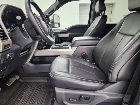 Used 2022 Ford F250 Lariat w/ Tremor Off-Road Package image 8