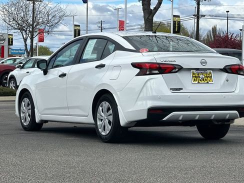 Used 2024 Nissan Versa S w/ Trunk Package image 6