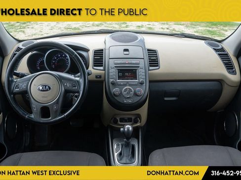 Used 2013 Kia Soul ! FWD image 4
