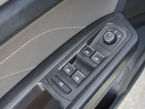 Used 2022 Volkswagen Atlas SE FWD image 14