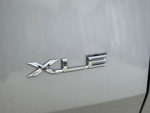 Certified 2025 Toyota Grand Highlander FWD image 12