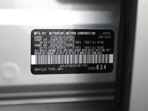 Used 2023 Mitsubishi Outlander ES AWD/4WD image 30