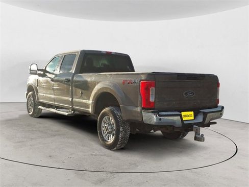 Used 2019 Ford F350 XLT w/ XLT Value Package image 3