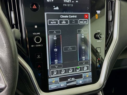 Certified 2024 Subaru Outback Premium image 10