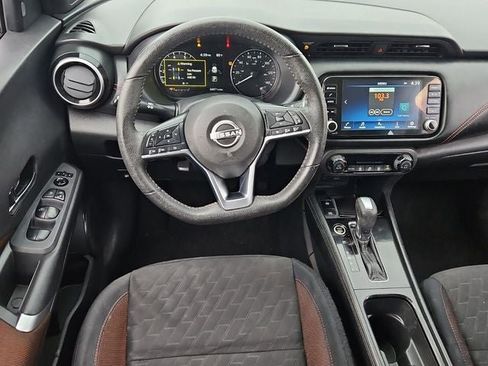 Used 2024 Nissan Kicks SR image 17