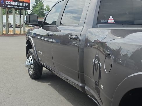 Used 2021 RAM 3500 Laramie AWD/4WD image 11