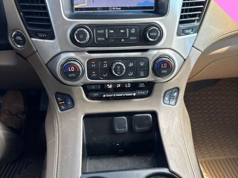 Used 2018 GMC Yukon SLT w/ Premium Edition RWD image 15