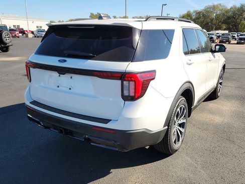 New 2026 Ford Explorer ST-Line w/ Premium Package RWD image 4