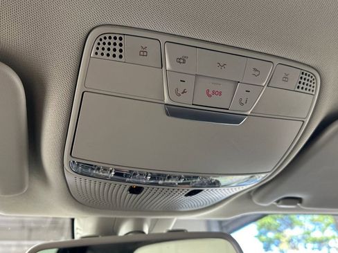 Certified 2019 Mercedes-Benz GLC 300 4MATIC image 37