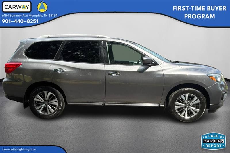 Used 2017 Nissan Pathfinder SV AWD/4WD image 5