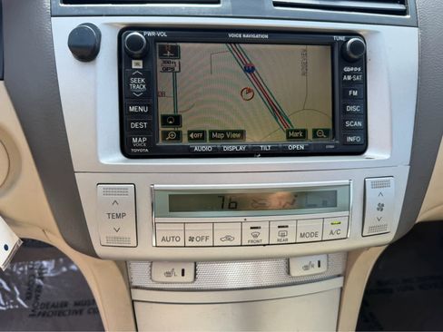 Used 2006 Toyota Solara SLE image 15