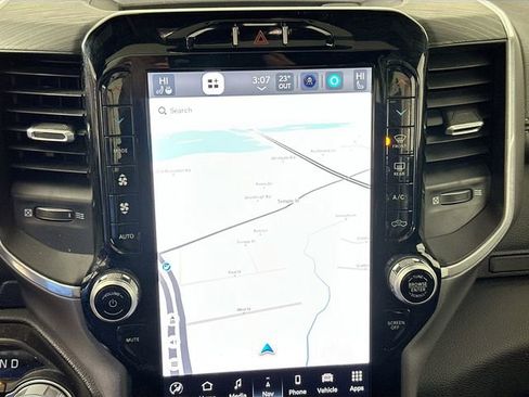 Used 2023 RAM 1500 Laramie image 12