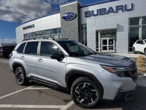 Certified 2025 Subaru Forester Limited image 1