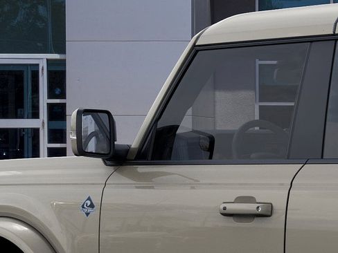 New 2025 Ford Bronco Outer Banks AWD/4WD image 22