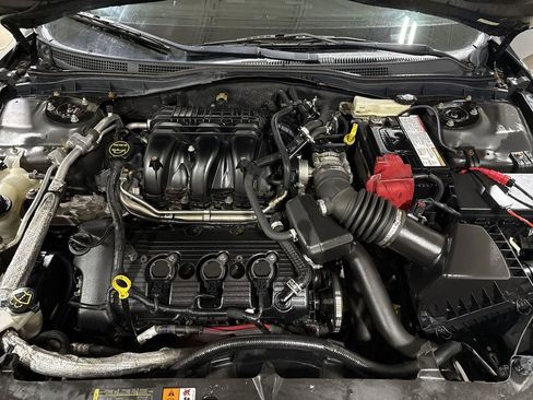 Used 2011 Ford Fusion SEL w/ 301A Rapid Spec Order Code image 24