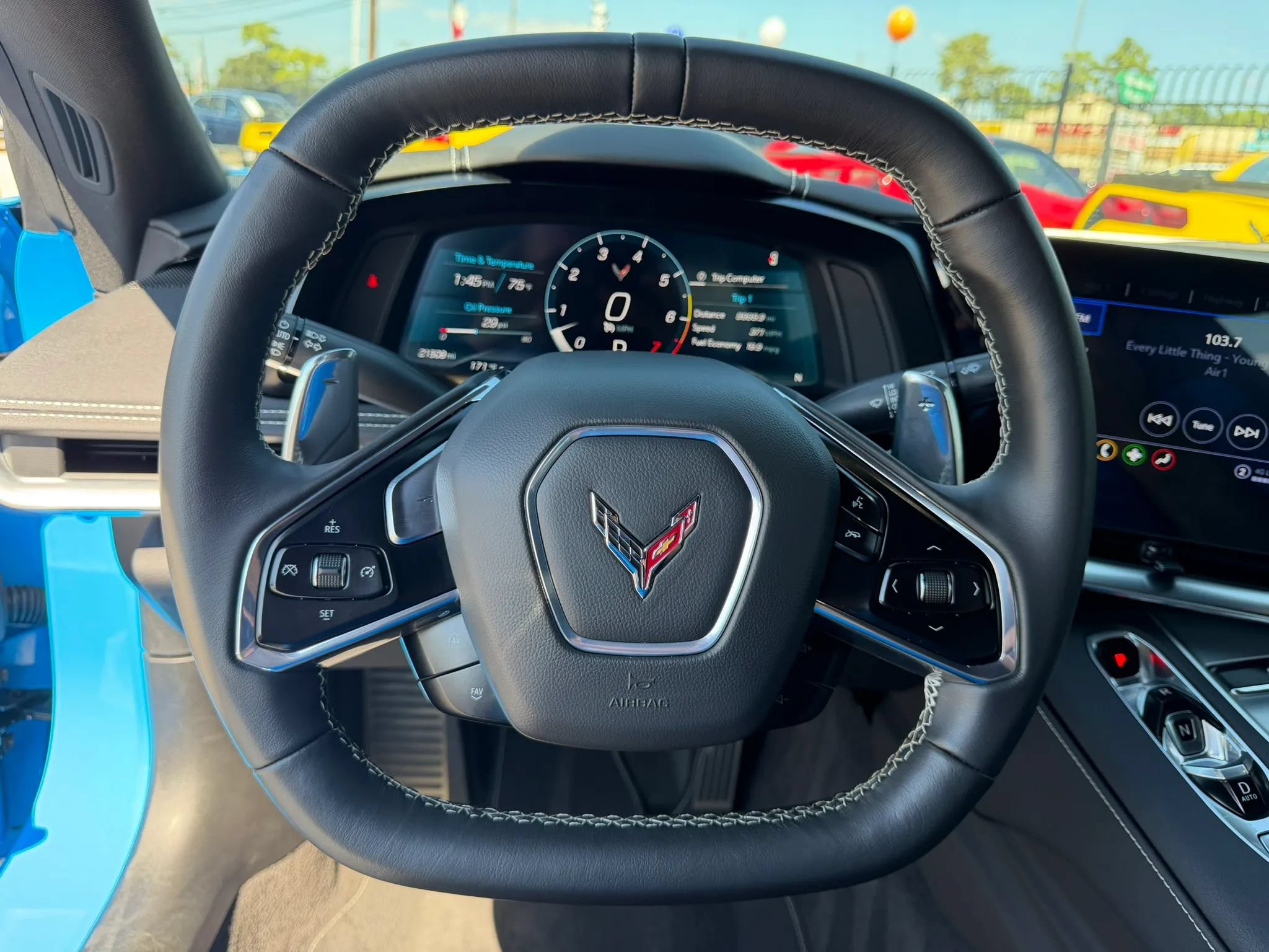Used 2022 Chevrolet Corvette Stingray Coupe w/ 1LT RWD image 24