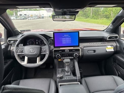 New 2026 Toyota Tacoma Limited AWD/4WD image 15