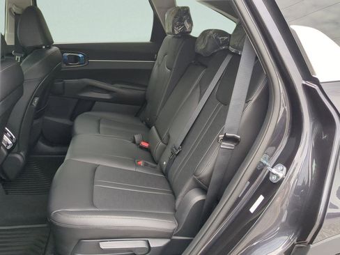 New 2026 Kia Sorento EX FWD image 9