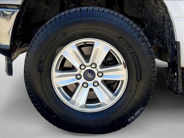 Used 2018 Ford F150 XLT w/ Equipment Group 301A Mid AWD/4WD image 8