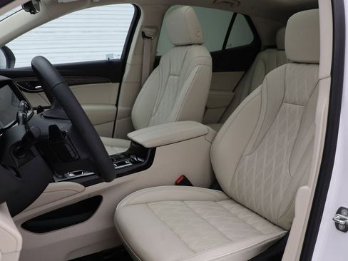 Used 2023 Buick Envision Avenir image 16