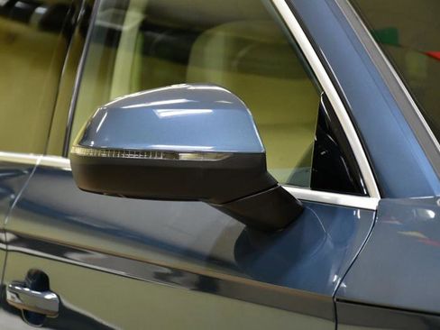 Used 2018 Audi Q5 Prestige w/ Prestige Package image 3