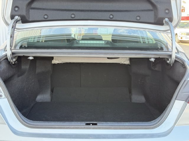 Used 2025 Toyota Camry LE FWD image 32
