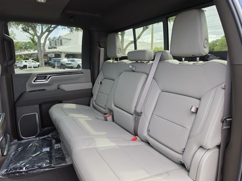 New 2026 Chevrolet Silverado 3500 LTZ w/ LTZ Premium Package AWD/4WD image 23