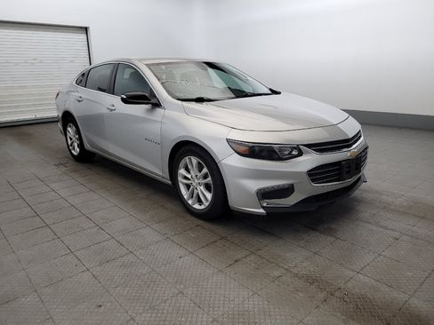 Used 2018 Chevrolet Malibu LT FWD image 13