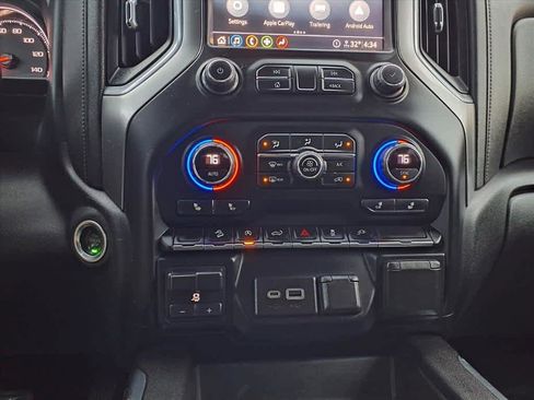 Used 2020 Chevrolet Silverado 1500 RST image 16