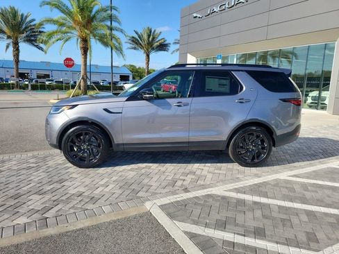 New 2025 Land Rover Discovery S AWD/4WD image 2