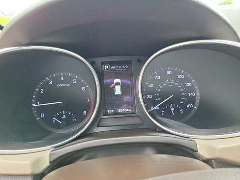 Used 2017 Hyundai Santa Fe Sport FWD image 27