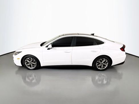 Used 2020 Hyundai Sonata SEL w/ Convenience + Sunroof Package image 4