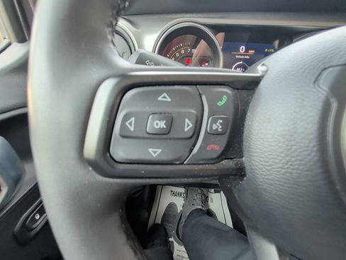 Used 2023 Jeep Wrangler Unlimited w/ Cold Weather Group AWD/4WD image 17