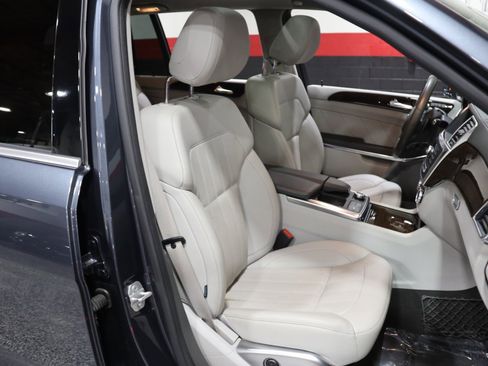 Used 2013 Mercedes-Benz GL 450 4MATIC image 43