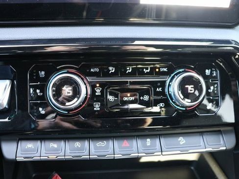 New 2026 GMC Sierra 1500 AT4 w/ AT4 Premium Package image 28