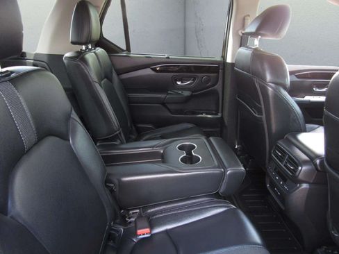 Certified 2024 Honda Pilot EX-L image 11