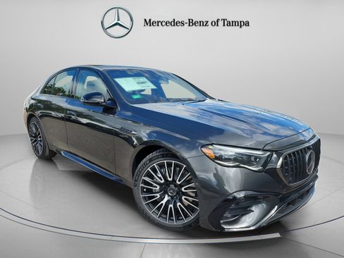 New 2026 Mercedes-Benz E 53 AMG e 4MATIC Sedan image 4