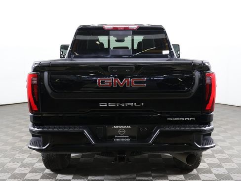 Used 2024 GMC Sierra 3500 Denali Ultimate image 17