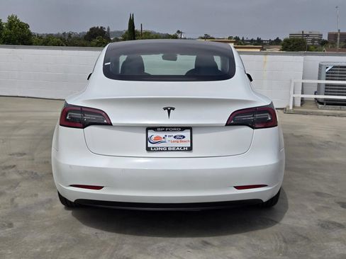 Used 2022 Tesla Model 3 RWD image 5
