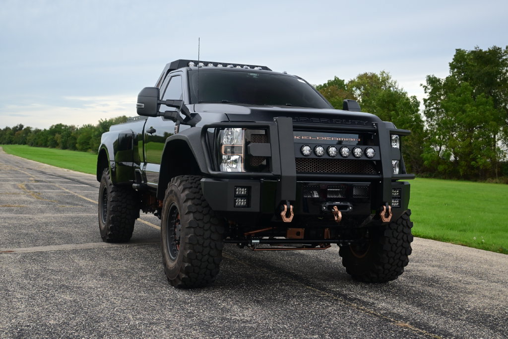Used 2025 Ford F550 4x4 Regular Cab Super Duty w/ XLT Value Package image 4