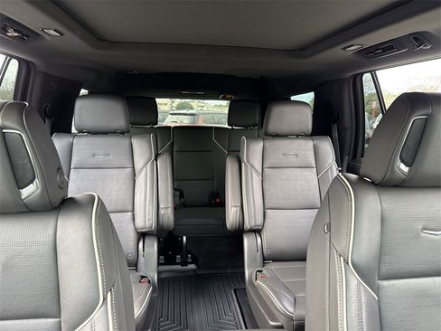 Used 2022 Cadillac Escalade Sport image 30