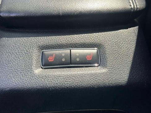 Used 2019 Lincoln MKC Reserve w/ MKC Climate Package AWD/4WD image 24