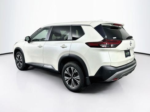 Used 2023 Nissan Rogue SV FWD image 5
