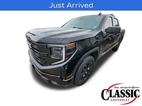 Used 2023 GMC Sierra 1500 Elevation RWD image 4